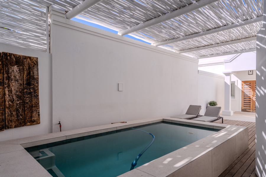 5 Bedroom Property for Sale in Simons Kloof Western Cape